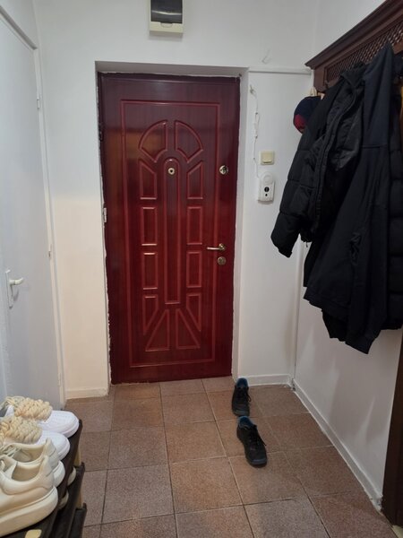 Baba Novac, 10 minute metrou Dristor, pe Reconstructiei, bloc reabilitat